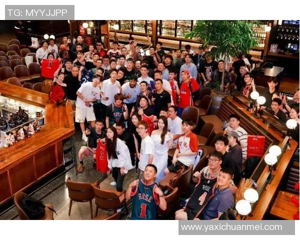 篮球与足球巨星同框合照 展现跨界友谊与体育精神的完美融合